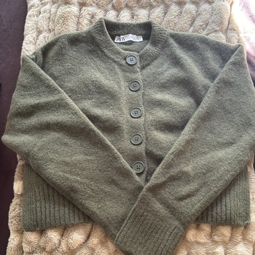 Zara Cardigan - Picture 1 of 2